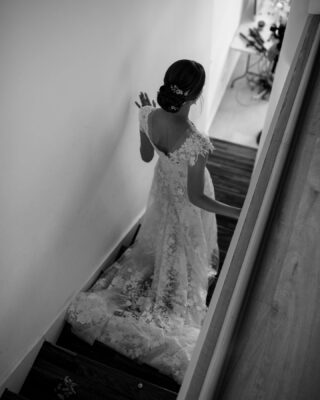 Breathtaking 💫
Our Eliana looked like an angel in our Ciara dress! 
.
#wedingdress #wedding #weddingphotography #weddings #weddinggown #weddinginspiration #bride #bridetobe #bridedress #bridemakeup #whithdress